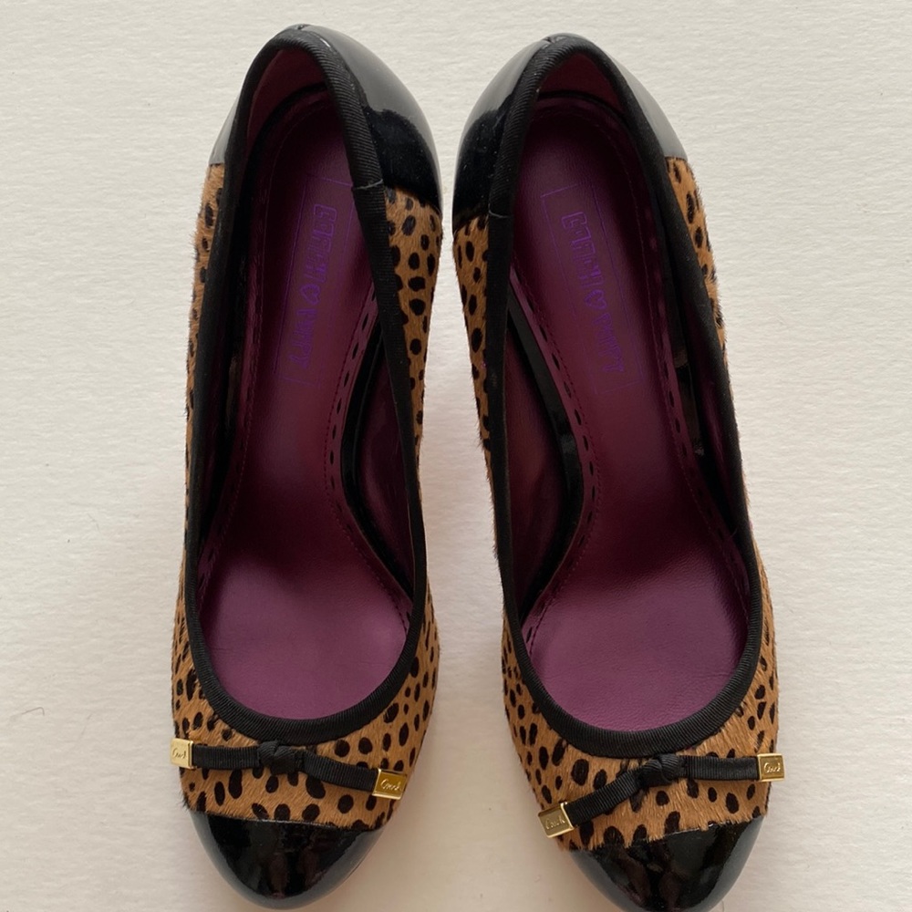 Coach Valencia Calf Hair Leopard Print Heels Size 8
